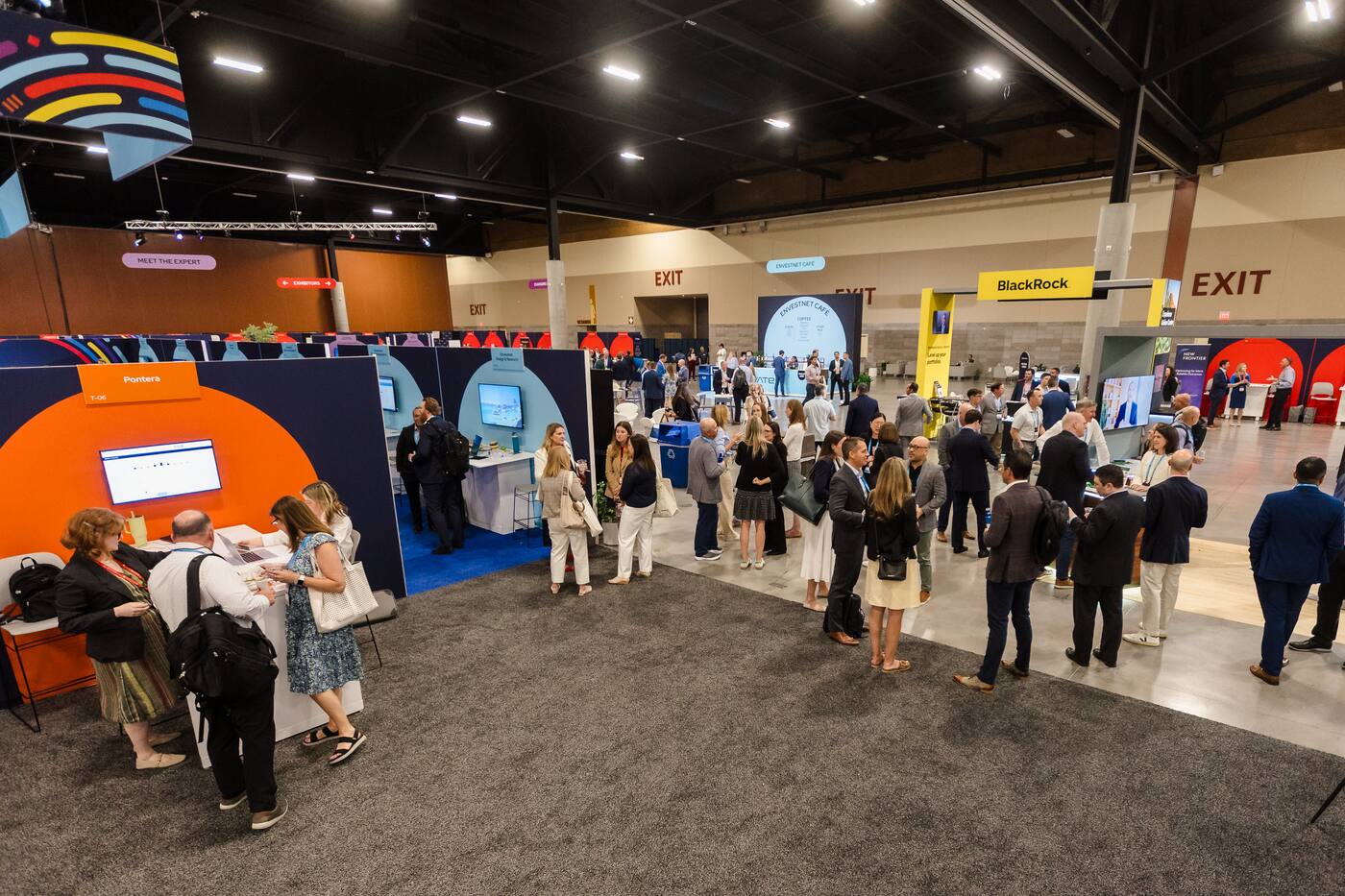 Attendees and booths on the Envestnet Elevate expo floor